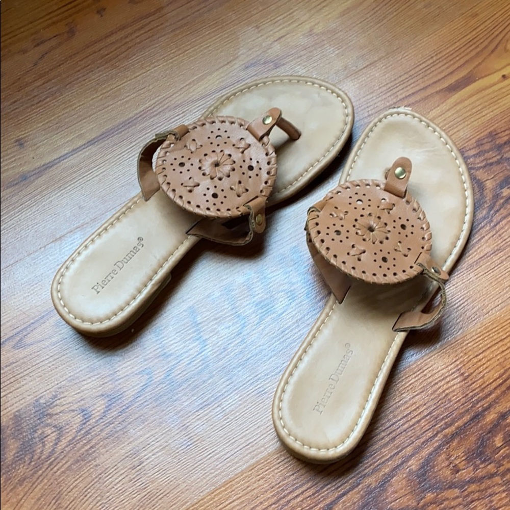 Slightly used pierre dumas sandals
